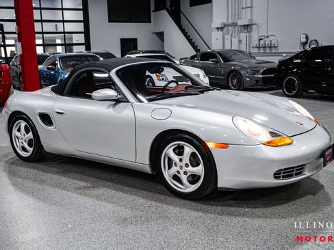 Used 1998 Porsche Boxster image 37