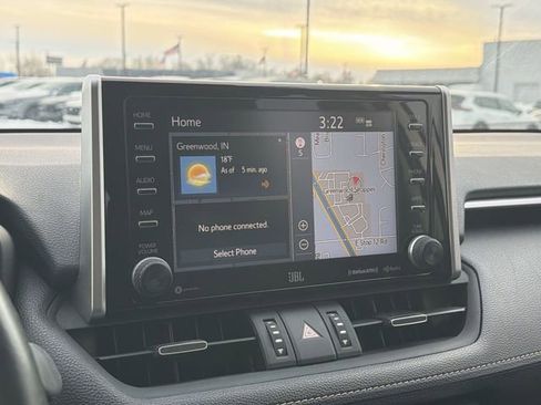 Used 2020 Toyota RAV4 Limited image 22