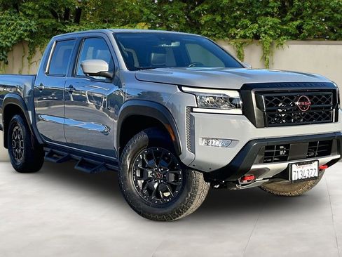 Used 2023 Nissan Frontier PRO-4X w/ Pro-4X Premium Package image 1