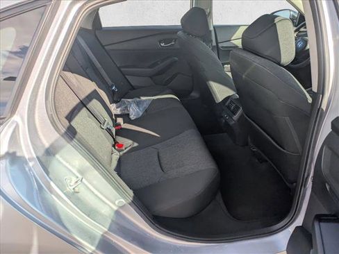 Used 2025 Honda Accord SE image 17