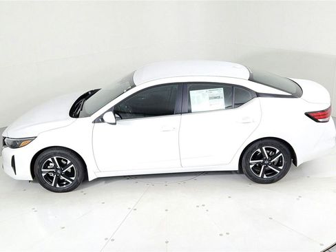 New 2025 Nissan Sentra SV w/ All-Weather Package image 21