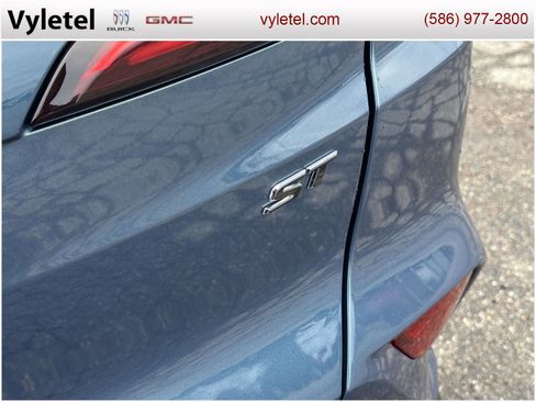 Used 2024 Buick Envista Sport Touring w/ Convenience I Package image 9