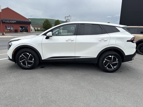 Certified 2023 Kia Sportage LX AWD/4WD image 9