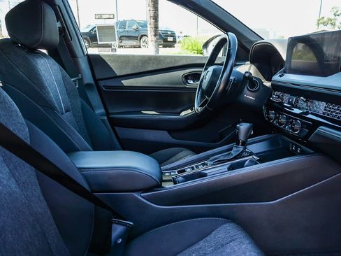 Used 2024 Honda Accord Sport image 16