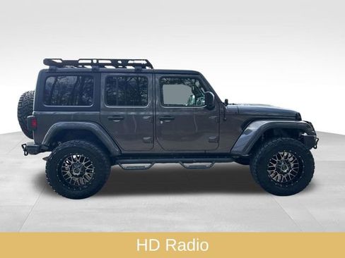 Used 2018 Jeep Wrangler Unlimited Sahara w/ Dual Top Group image 12