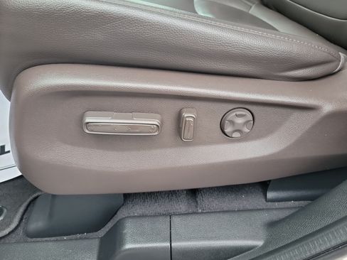Used 2018 Honda Odyssey EX-L image 17