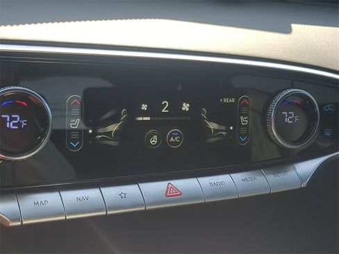 Used 2025 Genesis GV70 3.5T Sport w/ Sport Advanced Package image 31