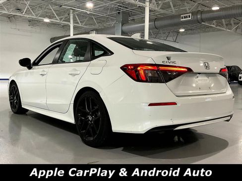 Used 2025 Honda Civic Sport image 3