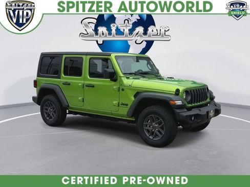Used 2025 Jeep Wrangler Unlimited Sport AWD/4WD image 2