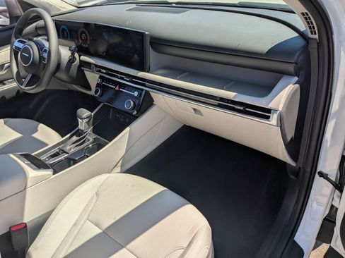 New 2026 Hyundai Tucson SEL image 25