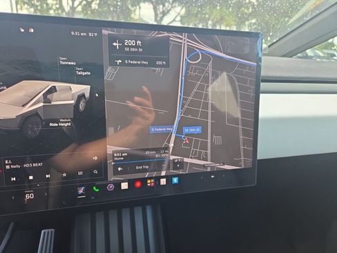 Used 2024 Tesla Cybertruck Cyberbeast AWD/4WD image 10