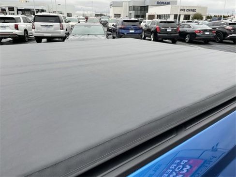 Used 2023 GMC Canyon Elevation image 8