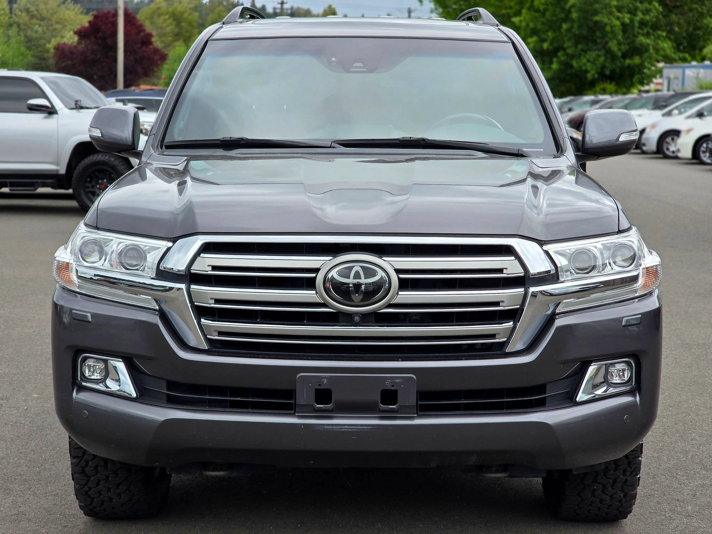 Used 2018 Toyota Land Cruiser w/ Carpet Mat Package AWD/4WD image 3