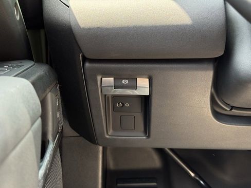 Used 2023 Land Rover Defender 110 75th Limited Edition image 25