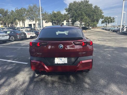Used 2025 BMW X2 xDrive28i image 5