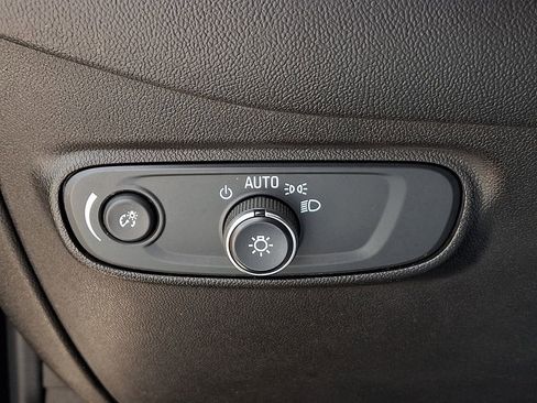 Certified 2022 Chevrolet Equinox LT AWD/4WD image 28