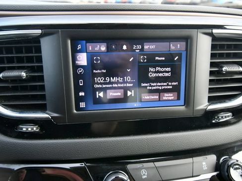 Used 2024 Chrysler Voyager LX FWD image 23