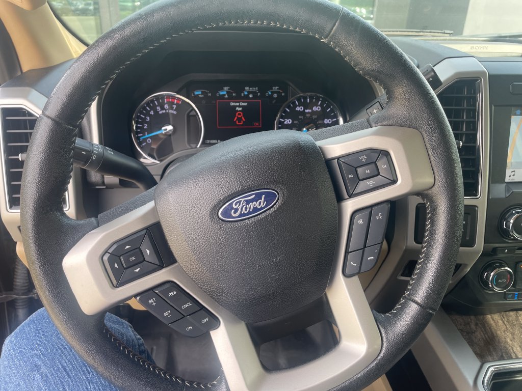 Used 2018 Ford F250 Lariat w/ Lariat Ultimate Package AWD/4WD image 17