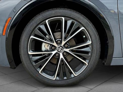 Certified 2025 Toyota Prius Limited w/ Limited Premium Package FWD image 9