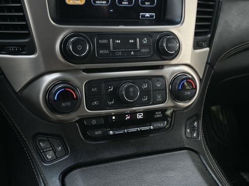 Used 2019 GMC Yukon XL Denali w/ Denali Ultimate Package image 10