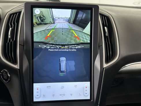 Used 2022 Ford Edge SEL w/ Convenience Package image 23