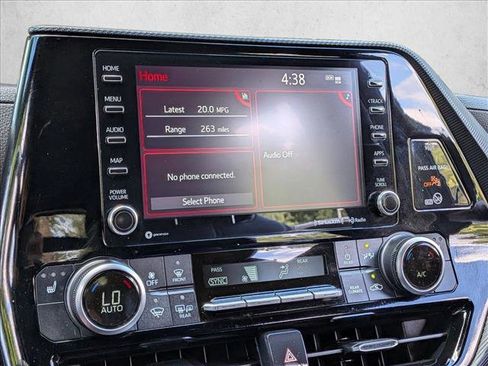 Used 2021 Toyota Highlander XSE FWD image 13