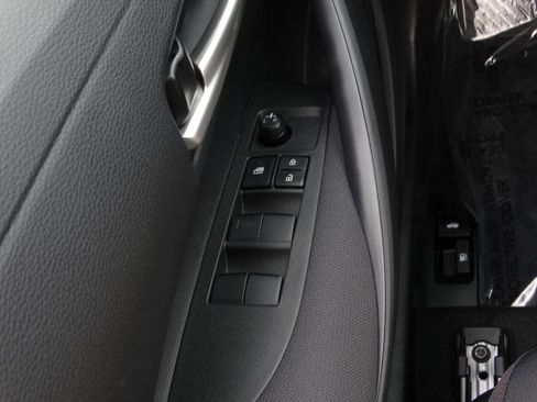 Used 2026 Toyota Corolla SE image 30