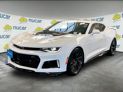 Used 2018 Chevrolet Camaro ZL1 RWD image 3