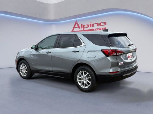 Used 2024 Chevrolet Equinox LT AWD/4WD image 3