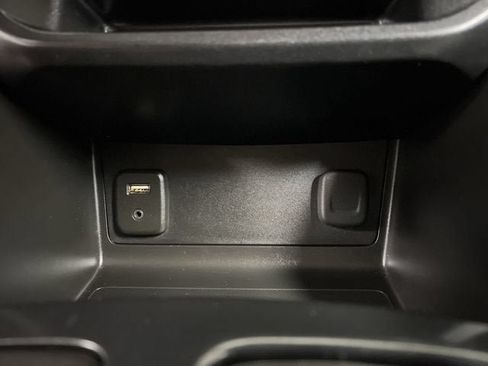 Certified 2017 Chevrolet Colorado W/T w/ WT Convenience Package RWD image 33