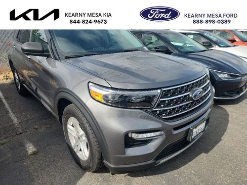 Used 2023 Ford Explorer XLT w/ Equipment Group 202A RWD image 1