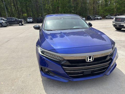 Used 2022 Honda Accord Sport Special Edition image 2