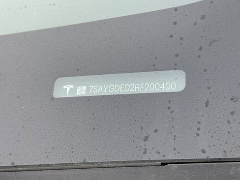 Used 2024 Tesla Model Y Long Range RWD image 4