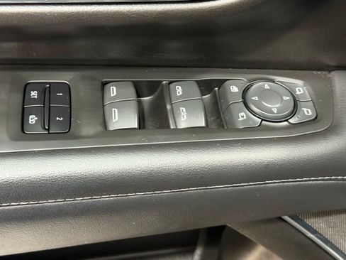 Used 2022 Chevrolet Tahoe Z71 w/ Luxury Package image 34