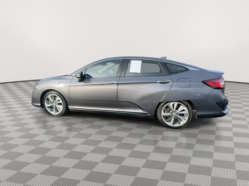 Used 2018 Honda Clarity Plug-In Hybrid image 6