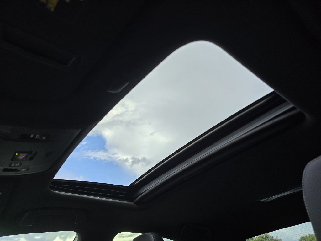 Used 2021 Lexus IS 350 F Sport RWD image 21