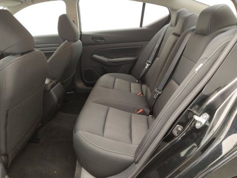 Used 2024 Nissan Altima 2.5 SV image 18