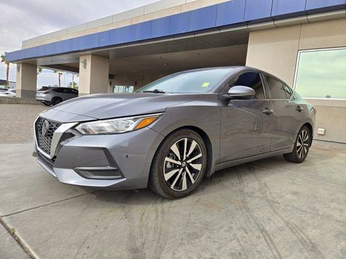 Used 2021 Nissan Sentra SV w/ SV Premium Package FWD image 2