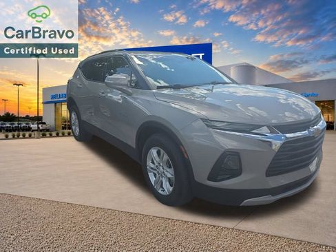 Used 2021 Chevrolet Blazer LT FWD image 9