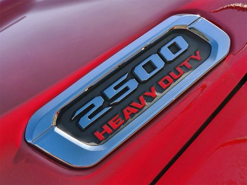 Used 2024 RAM 2500 Big Horn w/ Sport Appearance Package image 18