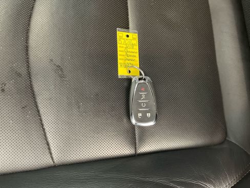 Used 2018 Chevrolet Equinox Premier AWD/4WD image 26