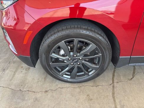 Used 2023 Chevrolet Equinox RS w/ LPO, Floor Liner Package image 11