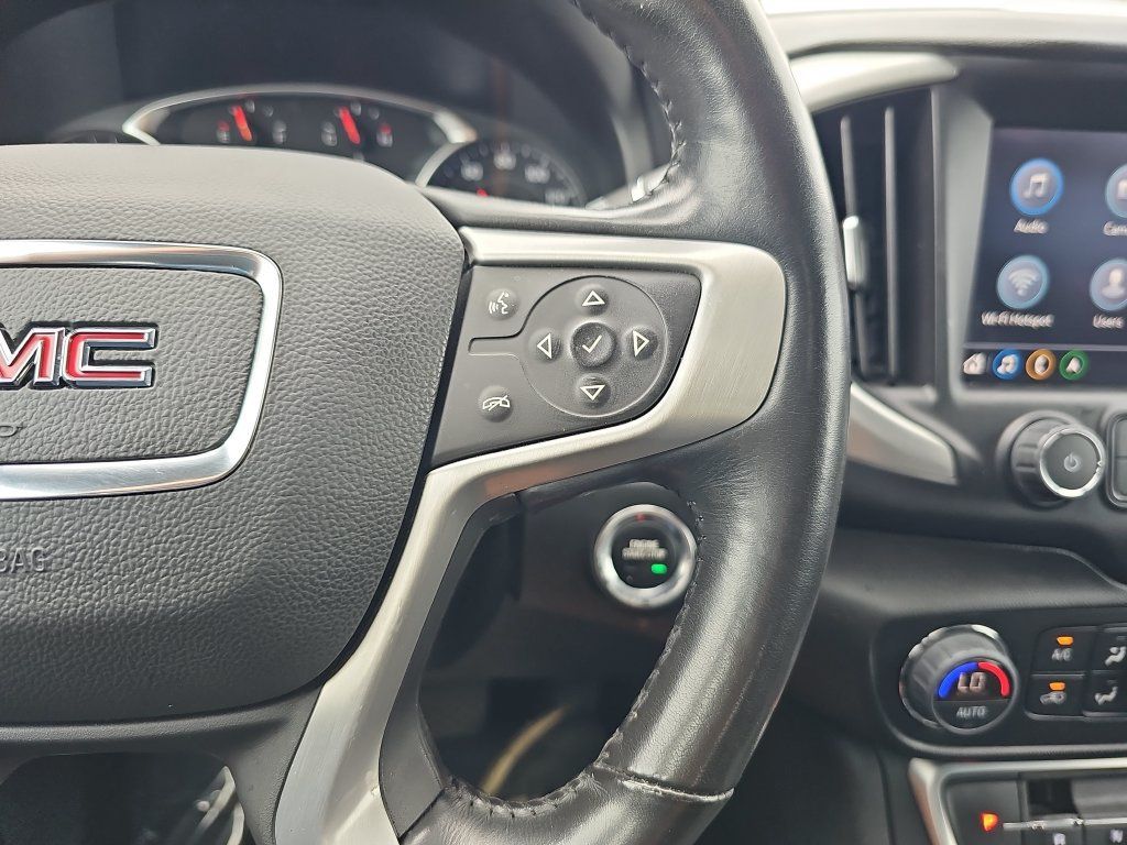 Used 2022 GMC Terrain SLT w/ Infotainment Package II FWD image 18