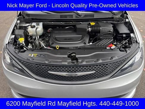 Used 2024 Chrysler Voyager LX image 8