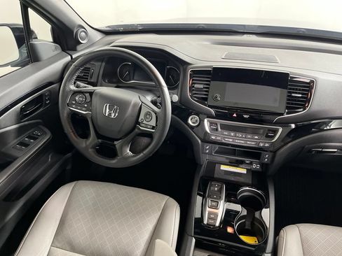 Used 2023 Honda Passport Elite image 5