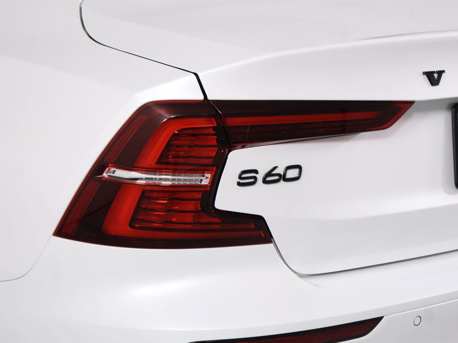 Certified 2023 Volvo S60 B5 Plus w/ Climate Package FWD image 18