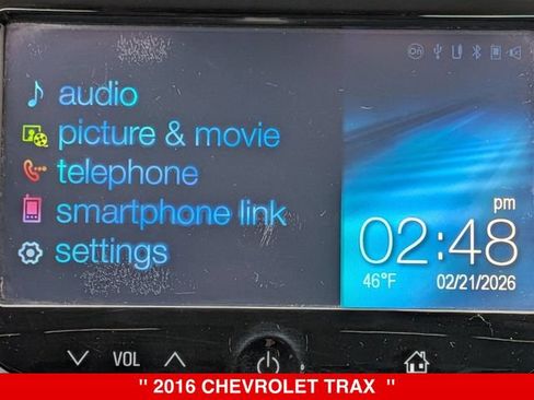 Used 2016 Chevrolet Trax LT w/ LT Sun and Sound Package AWD/4WD image 23