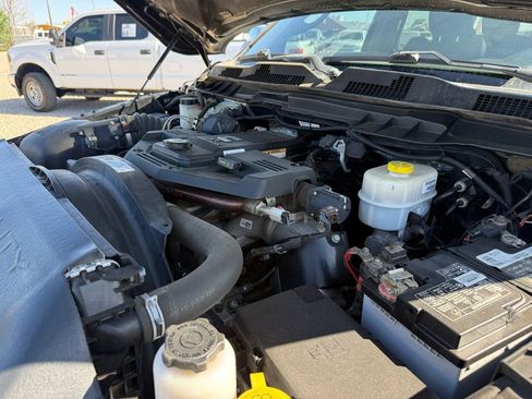 Used 2017 RAM 2500 Limited AWD/4WD image 36