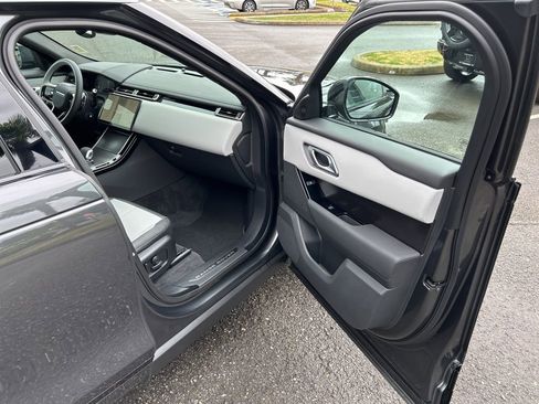 New 2026 Land Rover Range Rover Velar Dynamic SE image 19