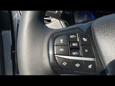 Certified 2022 Ford Escape SEL w/ Technology Package FWD image 17